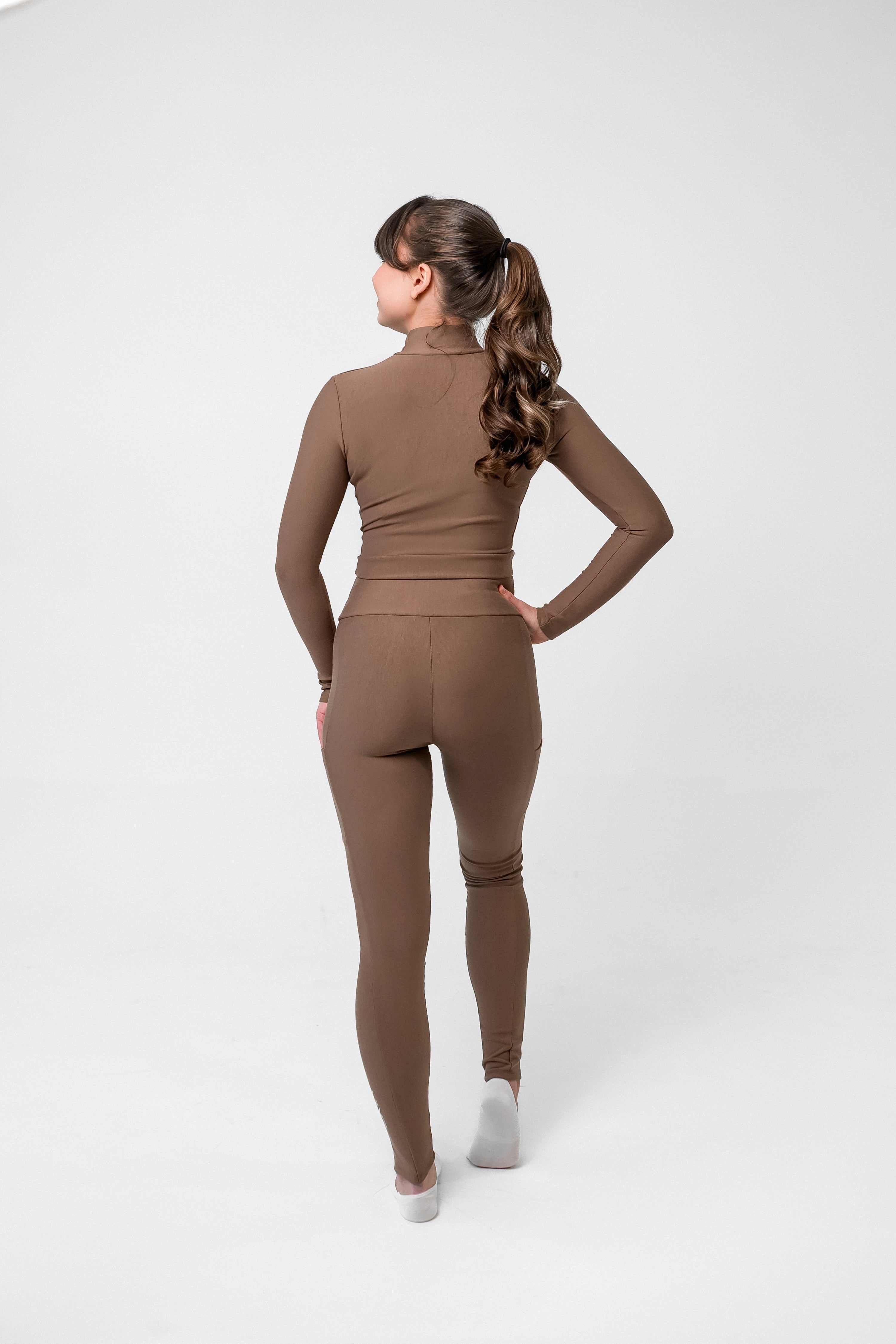 Eco bamboo leggings made in Canada with sustainable, breathable fabric